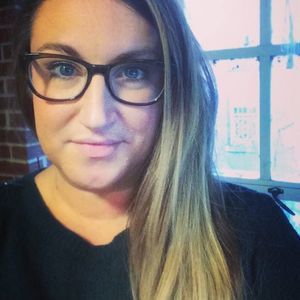 Meet your Posher, Holly